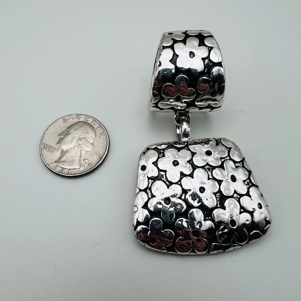 Silver Tone Floral Slide Scarf Enhancer Pendant Hammered Textured Dangle‎